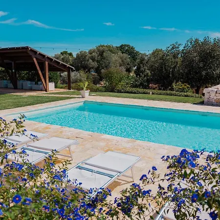 Trulli Paparale بيت للعطل
