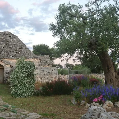 بيت للعطل Trulli Paparale *