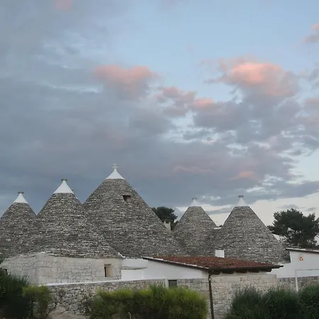 بيت للعطل Trulli Paparale