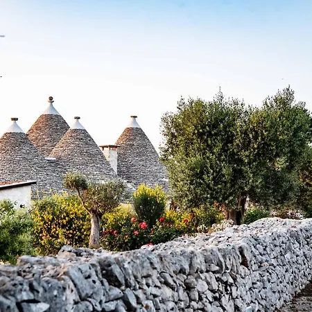 Trulli Paparale Alberobello