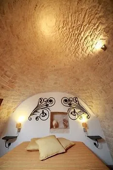 Trulli Paparale * Alberobello